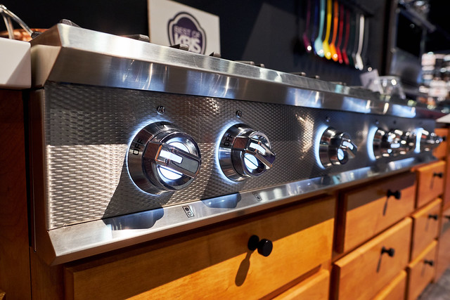 48" 5-Burner Rangetop with 12" Griddle KRT485GDYW