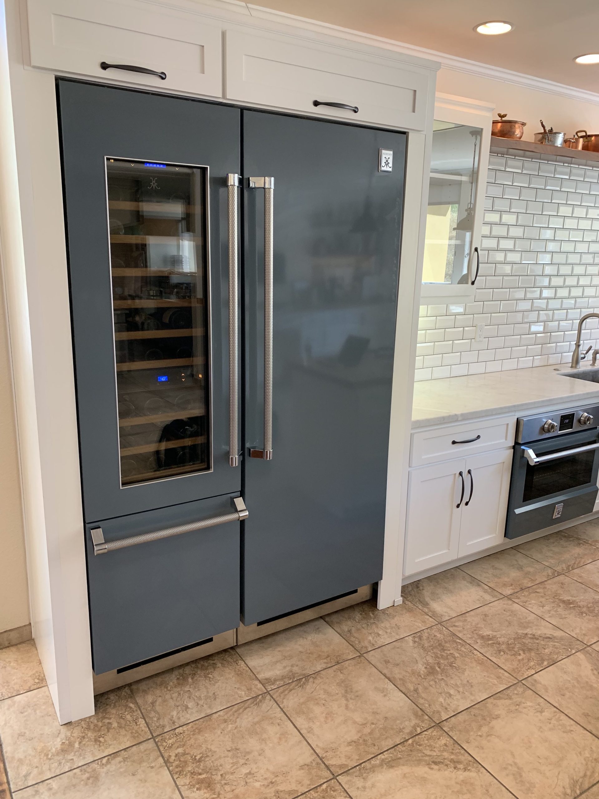24" Wine Refrigerator KRWR24BU
