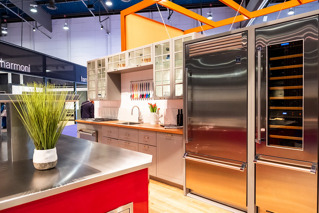 24" Wine Refrigerator KRWR24GG