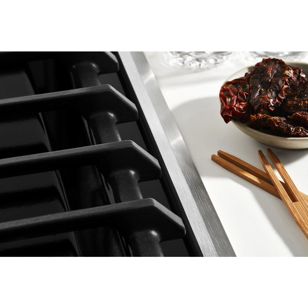 30-Inch 5-Burner Gas Slide-In Convection Range KSGG700EBS