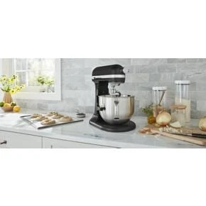 7 Quart Bowl-Lift Stand Mixer with Redesigned Premium Touchpoints KSM70SNDXBM