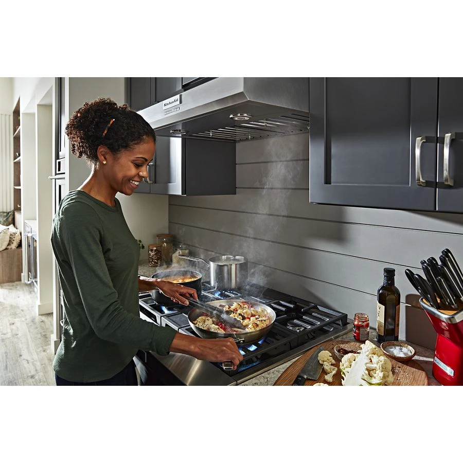 30" 585 CFM Motor Class Commercial-Style Under-Cabinet Range Hood System KVUC600KSS