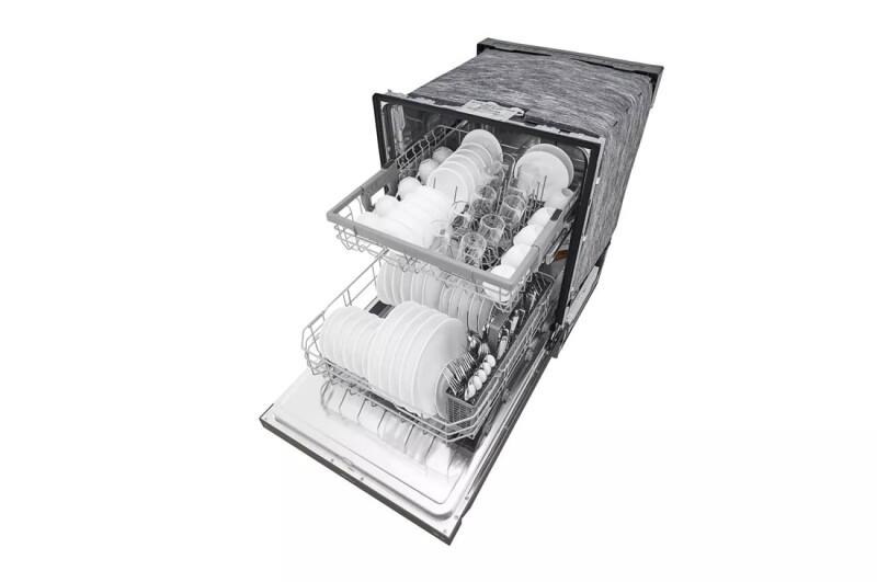 Front Control Dishwasher with QuadWash™ and EasyRack™ Plus LDF5545BD