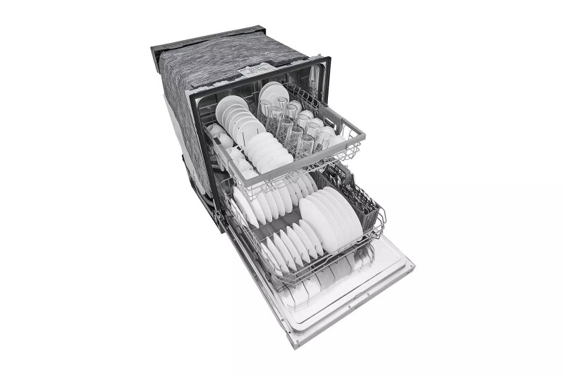 Front Control Dishwasher with QuadWash™ and EasyRack™ Plus LDF5545SS