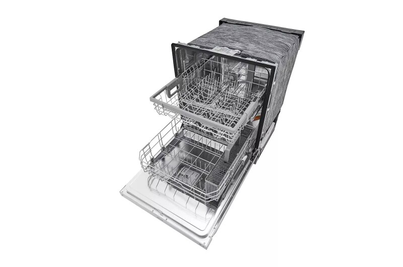 Front Control Dishwasher with QuadWash™ and EasyRack™ Plus LDF5545SS