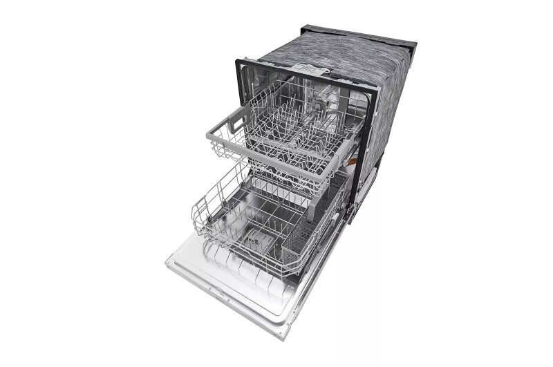 Front Control Dishwasher with QuadWash™ and EasyRack™ Plus LDF5545ST