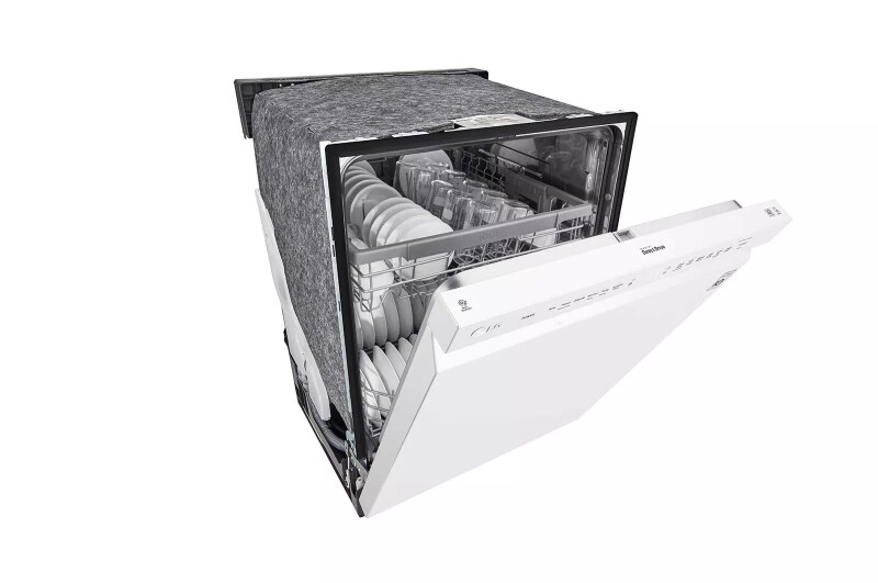 Front Control Dishwasher with QuadWash™ and EasyRack™ Plus LDF5545WW