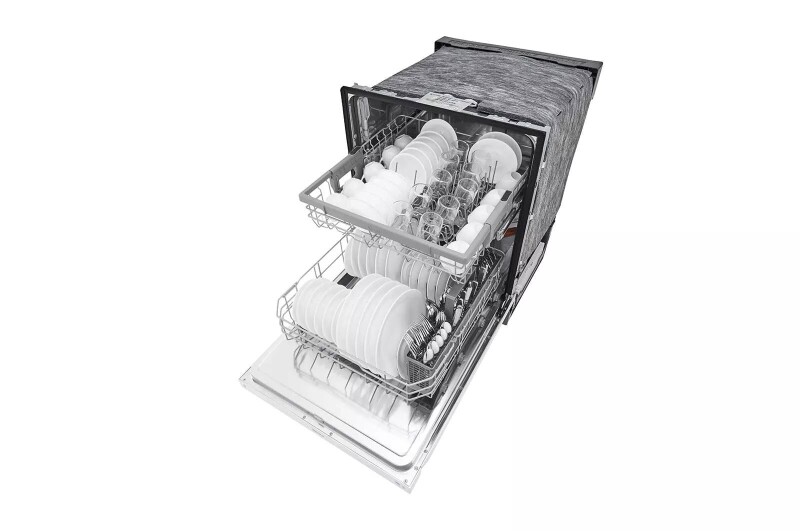 Front Control Dishwasher with QuadWash™ and EasyRack™ Plus LDF5545WW