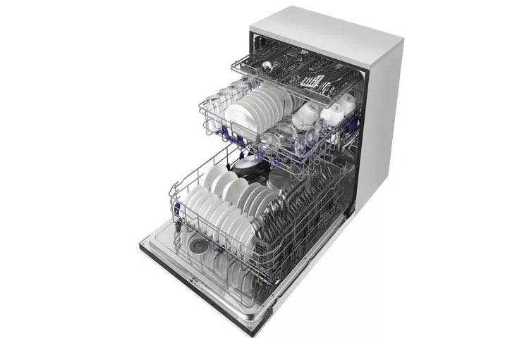 Top Control SteamDishwasher™ w/ 3rd Rack LDF8874ST