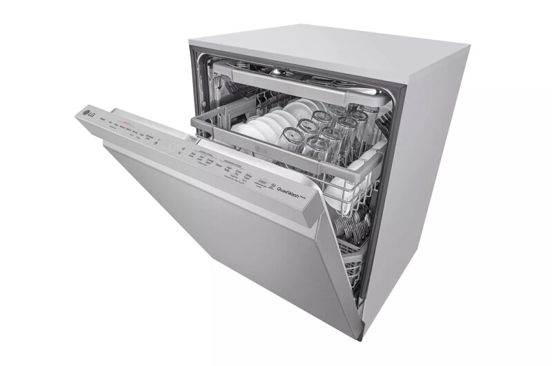 Top Control Dishwasher with QuadWash™ and TrueSteam® LDP6810SS