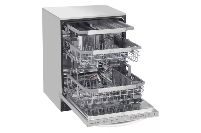 Top Control Smart wi-fi Enabled Dishwasher with QuadWash™ and TrueSteam® LDT7808ST