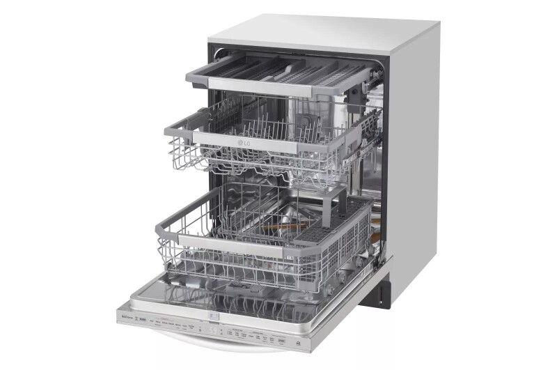 Top Control Smart wi-fi Enabled Dishwasher with QuadWash™ and TrueSteam® LDT7808ST