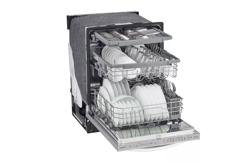 Top Control Smart Dishwasher with QuadWash™ LDTS5552S