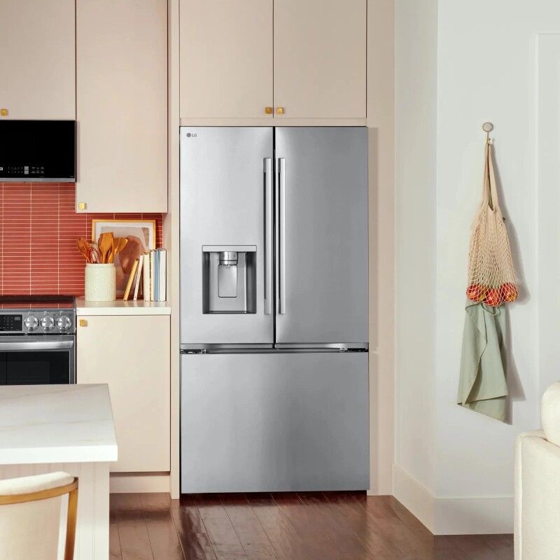Counter-Depth MAX™ with Zero Clearance™ 3-Door French Door Refrigerator with Thin Door Design LF24Z6530S
