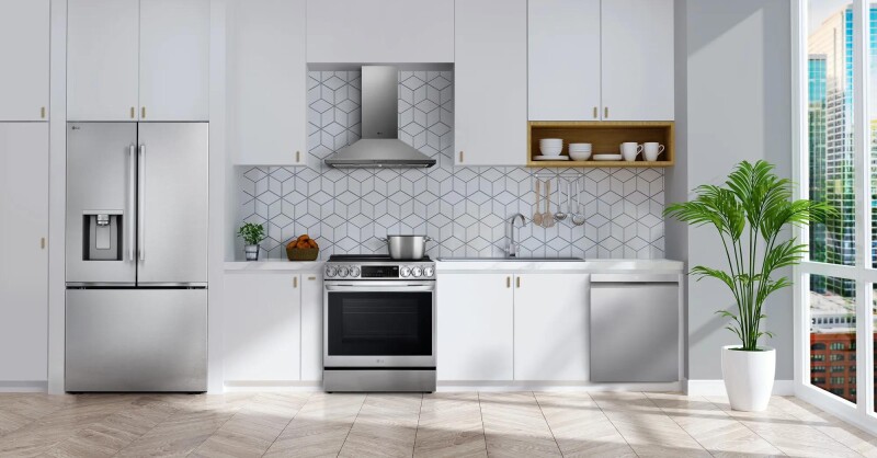 Counter-Depth MAX™ with Zero Clearance™ 3-Door French Door Refrigerator with Thin Door Design LF24Z6530S