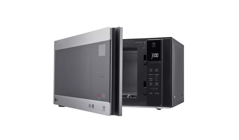 0.9 cu. ft. NeoChef™ Countertop Microwave with Smart Inverter and EasyClean® LMC0975ST