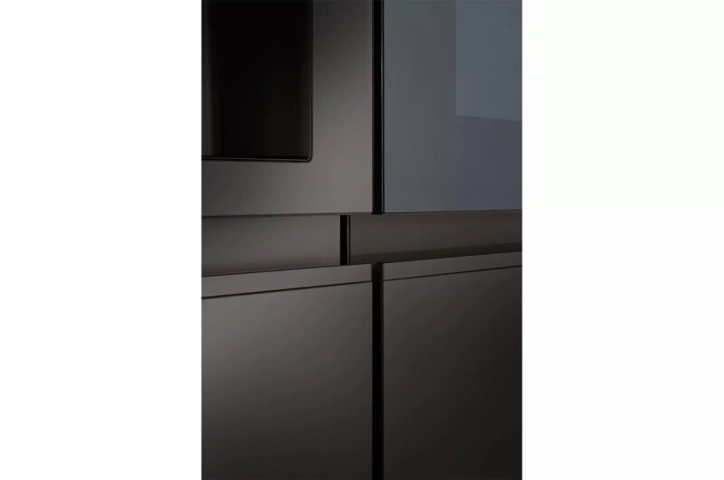 23 cu. Ft. Side-By-Side Counter-Depth InstaView® Refrigerator with Craft Ice™ LRSOC2306D