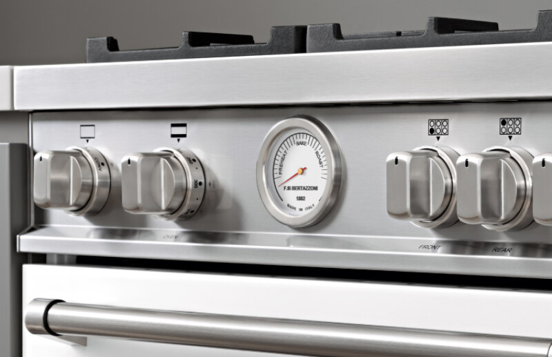 48 inch Dual Fuel Range, 6 Burners and Griddle, Electric Oven MAS486GDFMBIV