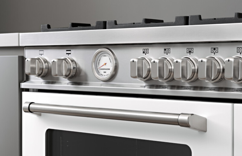 48 inch All Gas Range, 6 Burner and Griddle MAS486GGASBIV