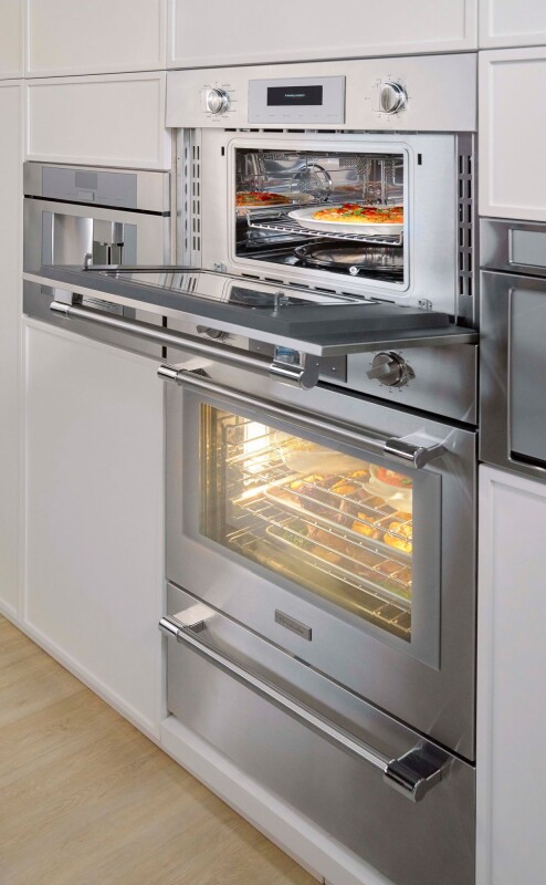 Professional Speed Oven 30"Professional Speed Oven 30'' MC30WP