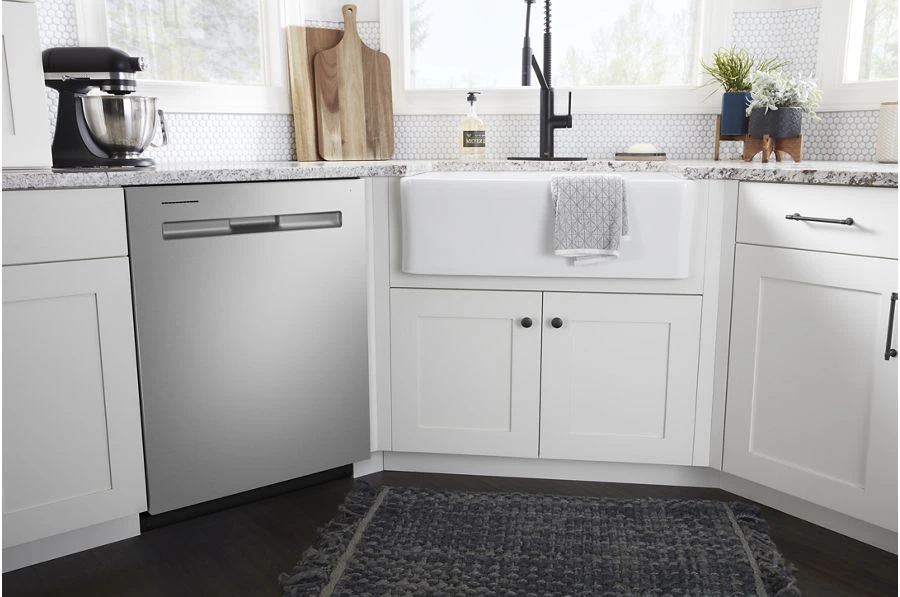 24” Top Control Dishwasher with Dual Power Filtration, PowerBlast® Cycle and 3rd Level Rack - 47 dBA MDB8959SKZ