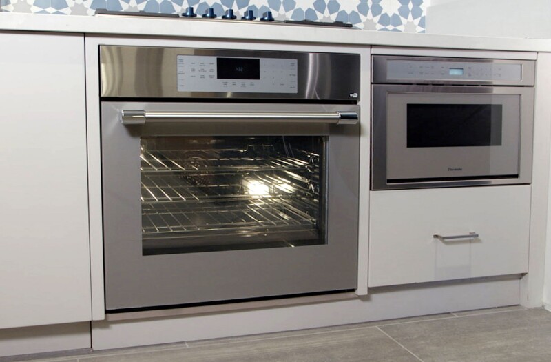 Masterpiece Single Wall Oven 30" ME301YP