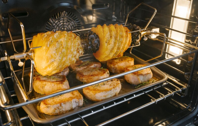 Masterpiece Triple Speed Oven 30" MEDMCW31WS