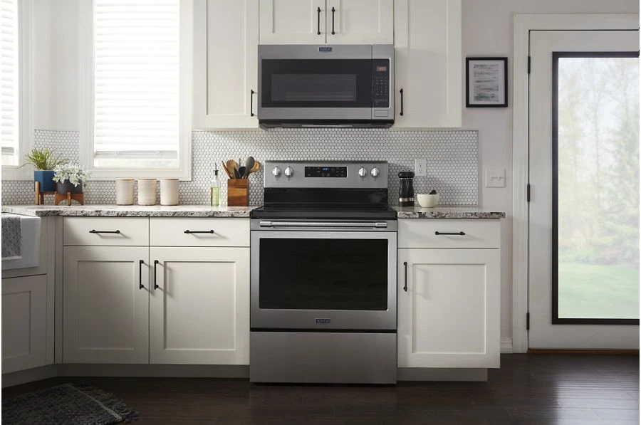 Electric Range with Steam Clean - 5.3 cu. ft. MER4600LS
