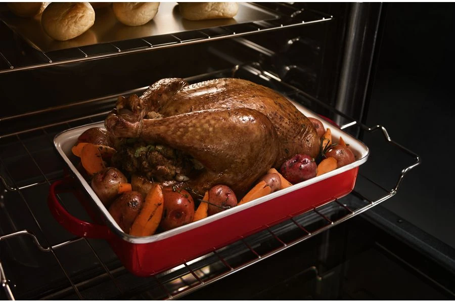 30-Inch Wide Slide-In Electric Range With True Convection And Fit System - 6.4 Cu. Ft. MES8800FZ