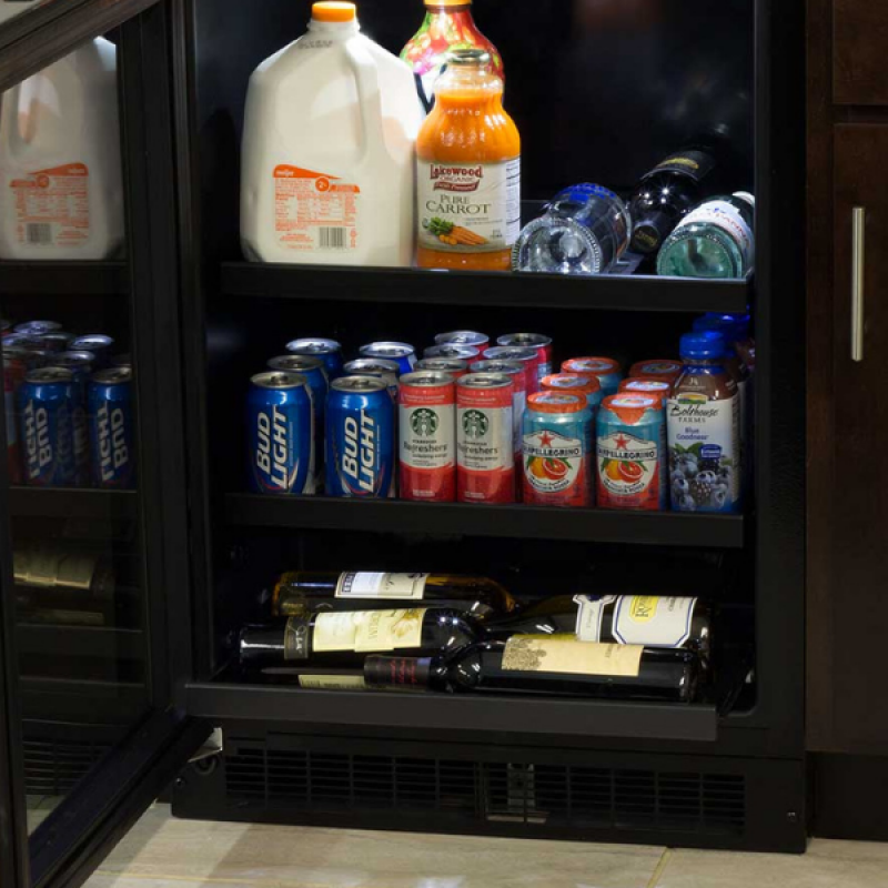 24-In Built-In Beverage Center With 3-In-1 Convertible Shelves MLBV224SG01A