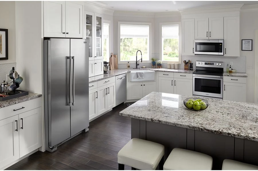 Over-the-Range Microwave with stainless steel cavity - 1.7 cu. ft. MMV1175JZ