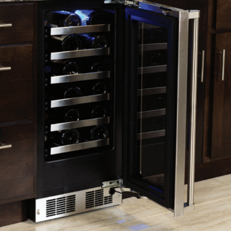 15-In Professional Built-In Single Zone Wine Refrigerator With Reversible Hinge MPWC415SG31A