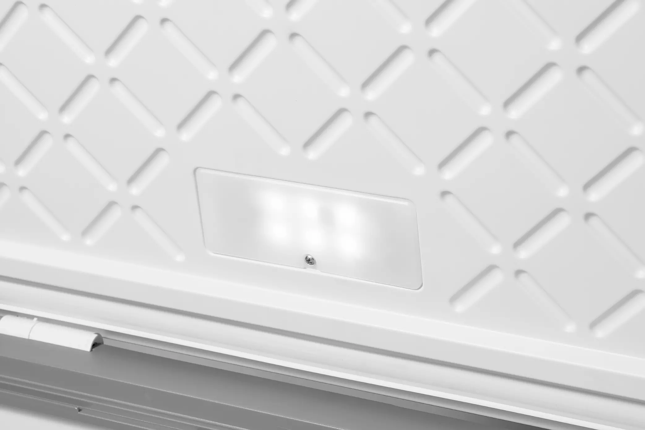 7.0 CF Chest Freezer, Contour Design MRC07M4CWW