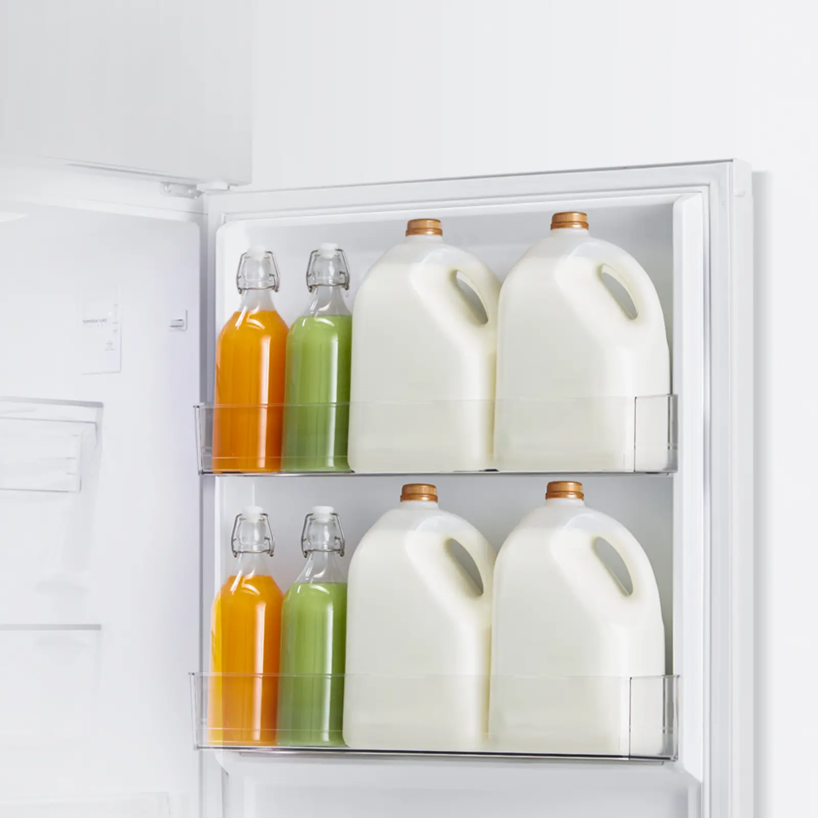 14 CF Top Mount Refrigerator, Glass Shelves, Ice Maker Ready, ESTAR MRT14D3BWW