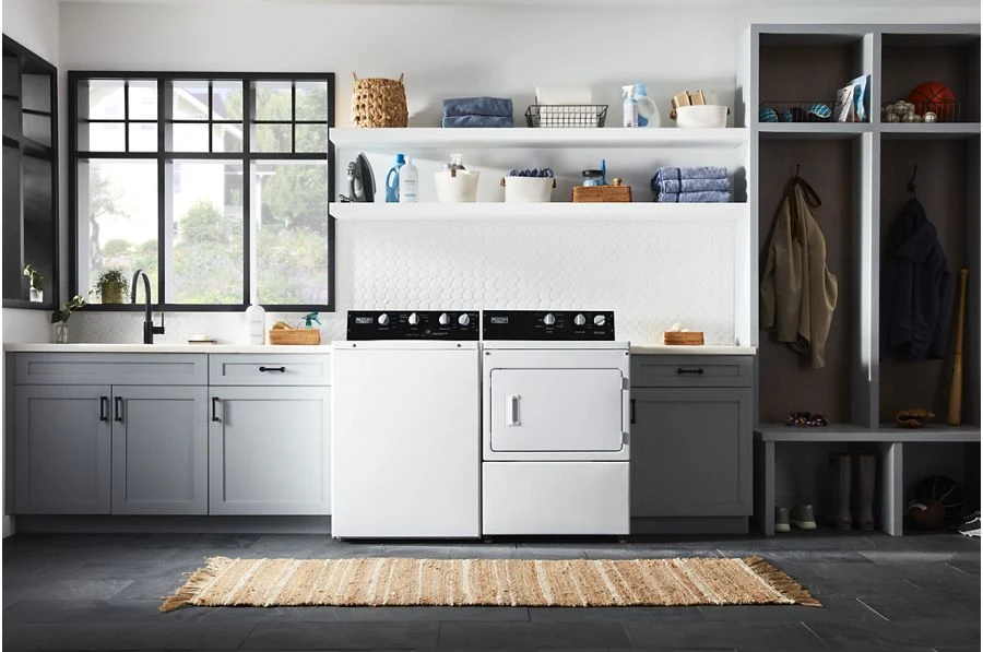 Commercial-Grade Residential Agitator Washer - 3.5 cu. ft. MVWP585GW