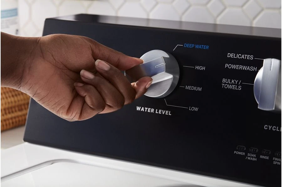 Commercial-Grade Residential Agitator Washer - 3.5 cu. ft. MVWP585GW