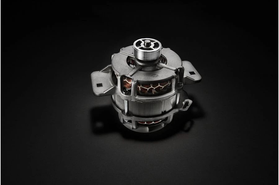 Commercial-Grade Residential Agitator Washer - 3.5 cu. ft. MVWP585GW