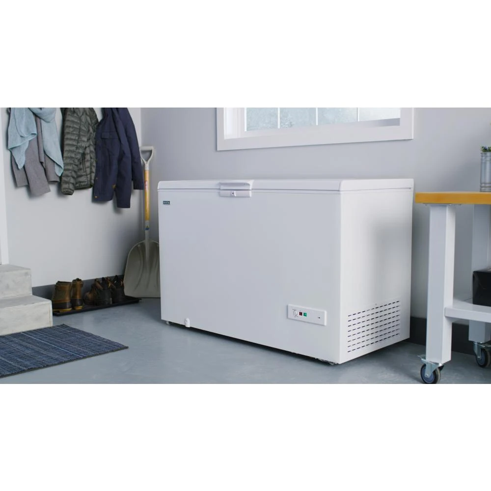 Garage Ready in Freezer Mode Chest Freezer with Baskets - 16 cu. ft. MZC5216LW