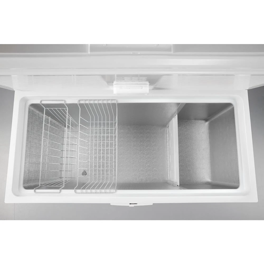 Garage Ready in Freezer Mode Chest Freezer with Baskets - 16 cu. ft. MZC5216LW