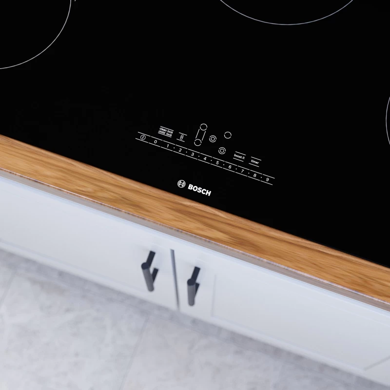 800 Series Electric Cooktop 36 Without Frame NET8669UC