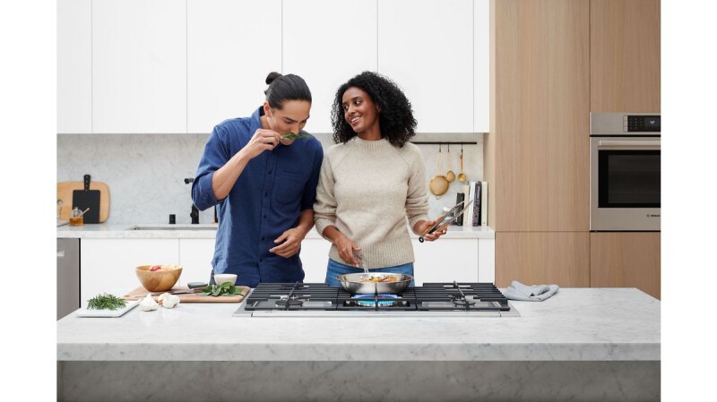 800 Series Gas Cooktop 36'' NGM8659UC