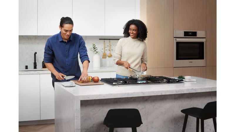 800 Series Gas Cooktop 36'' NGM8659UC