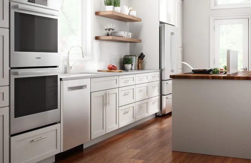 800 Series Induction Cooktop  36'' Black NIT8669UC