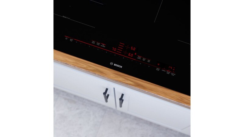 Benchmark™ Induction Cooktop 30'' Without Frame NITP060UC