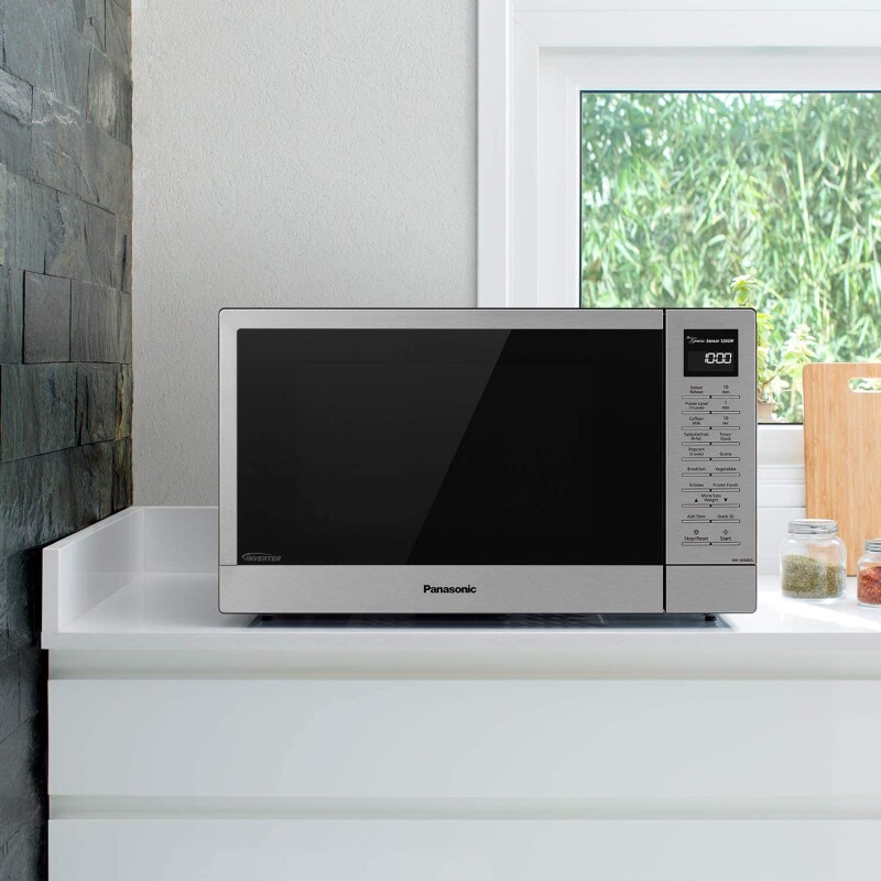 1.2 CuFt 1200 Watt SN68KS Microwave with Inverter NNSN68KS