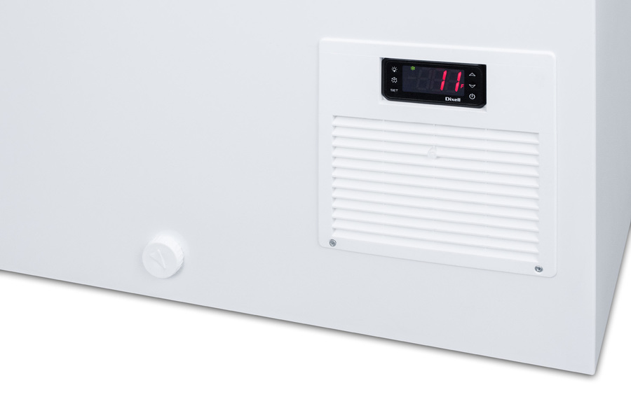 21.3 Cu.Ft. Chest Freezer NOVA61