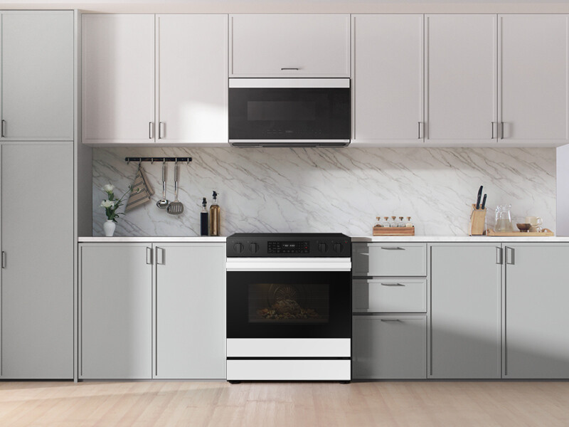Bespoke 6.3 cu. ft. Smart Slide-In Electric Range with Air Fry & Precision Knobs in White Glass NSE6DB830012AA