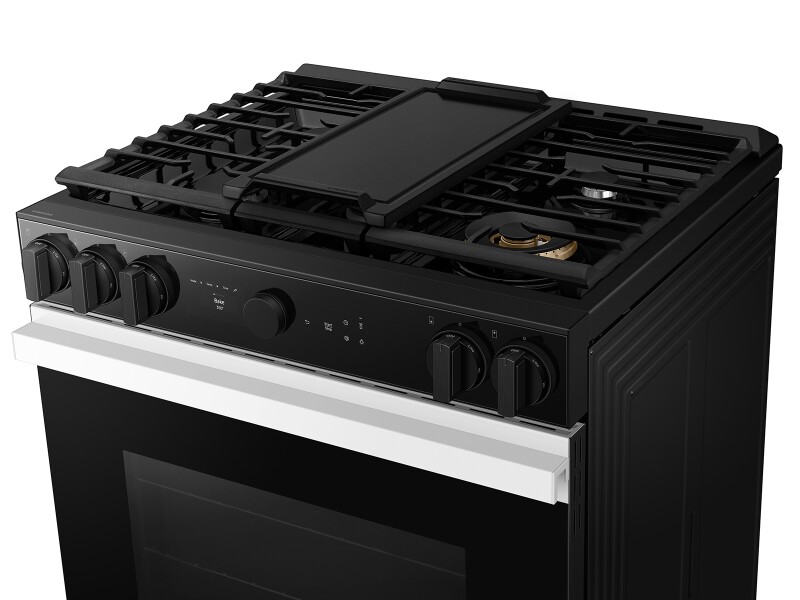 Bespoke Slide-in Gas Range NSG6DB850012AA