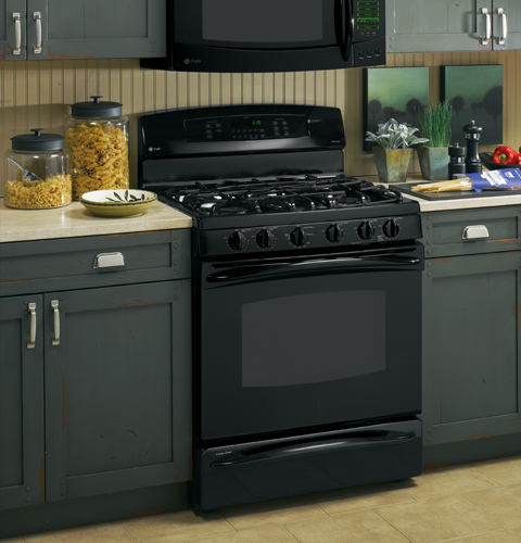 30" Dual-Fuel Range with Baking Drawer P2B918DEMBB