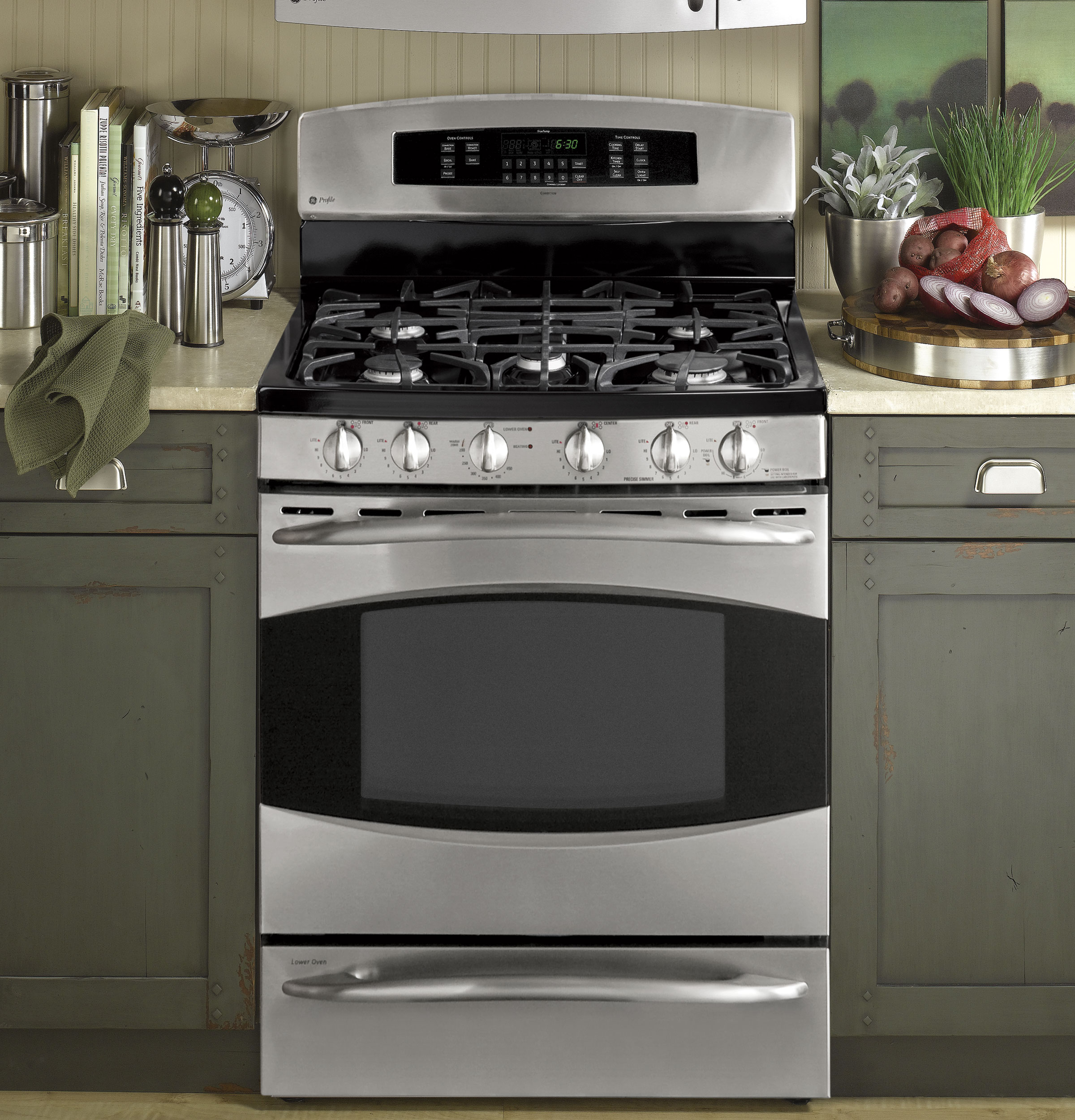 30" Dual-Fuel Range with Baking Drawer P2B918SEMSS